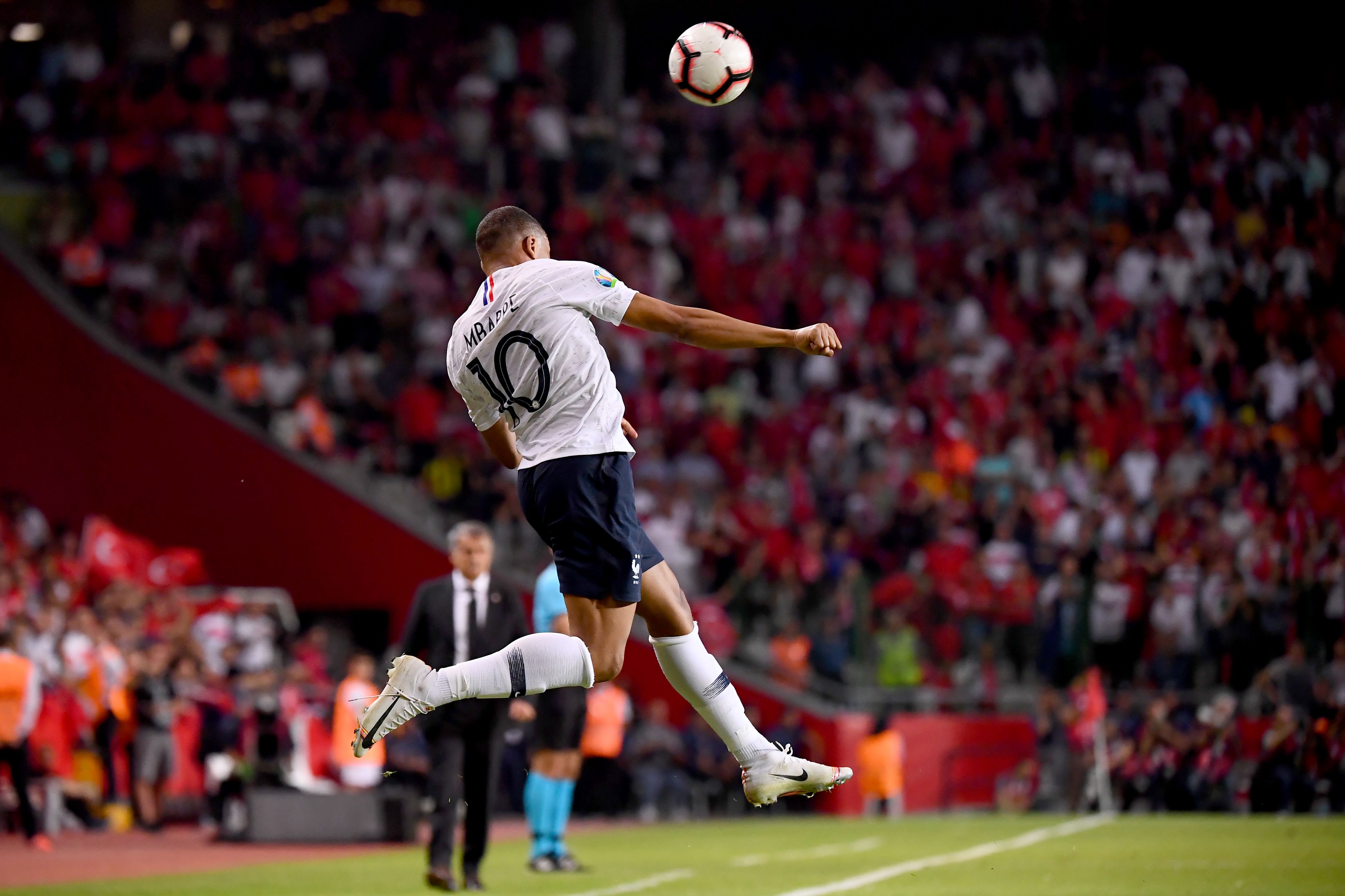 河北队的防 河北队的防